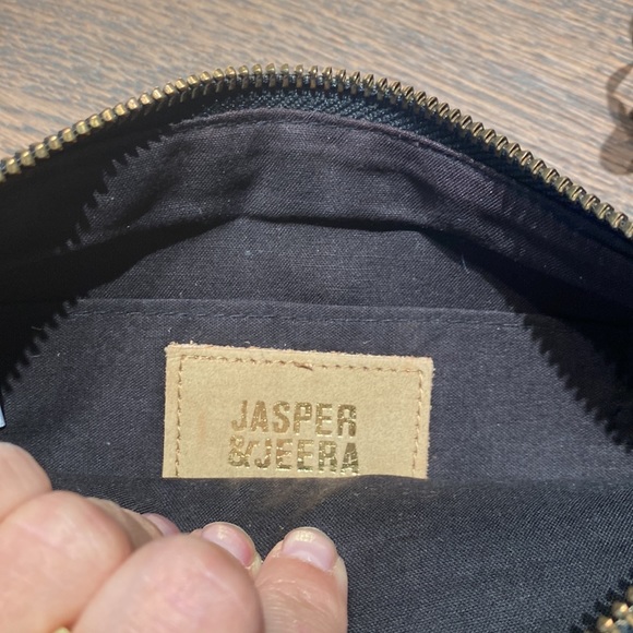 Four Anthropologie clutches - 2  jasper & jeera 2 miss Albright - Picture 4 of 4